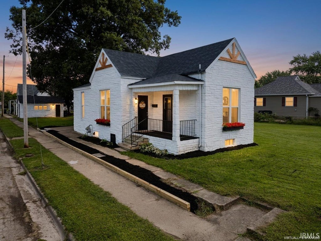 Photo of 2000 S Grant Street, Muncie, IN 46302 (MLS # 202635798)
