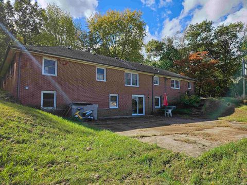 Tiny photo for 1136 W 9th St Street, Rochester, IN 46975 (MLS # 202542757)