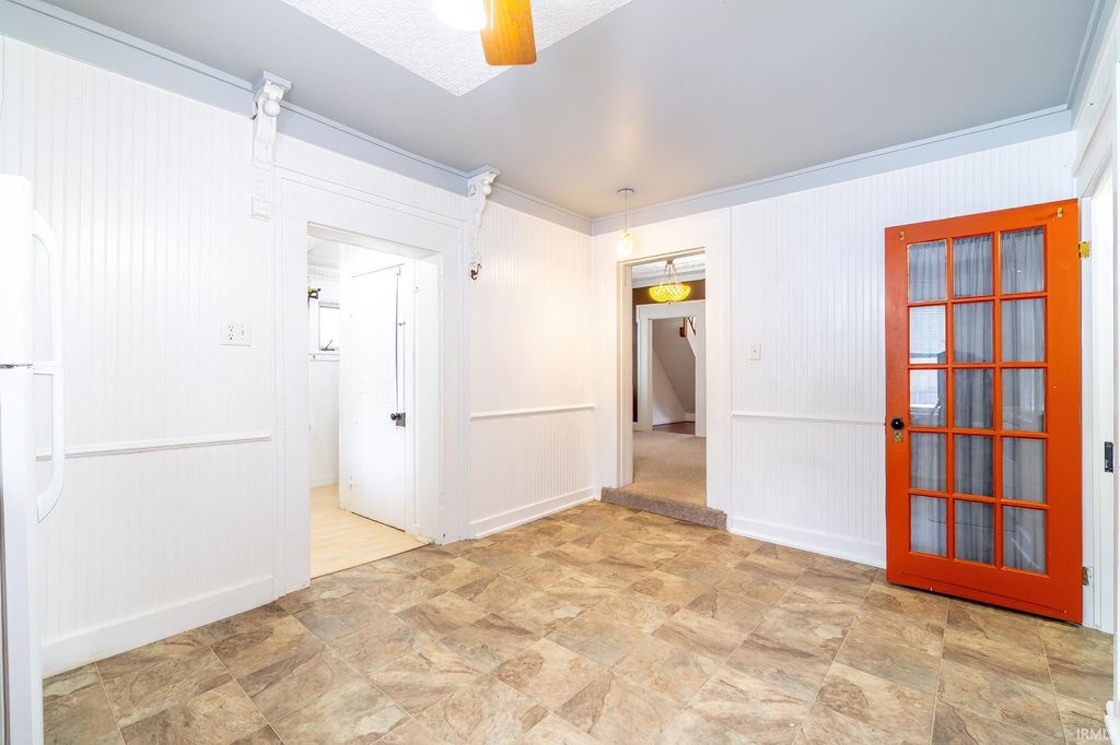 Photo of 1124 W Jefferson Boulevard, Fort Wayne, IN 46802 (MLS # 202549646)