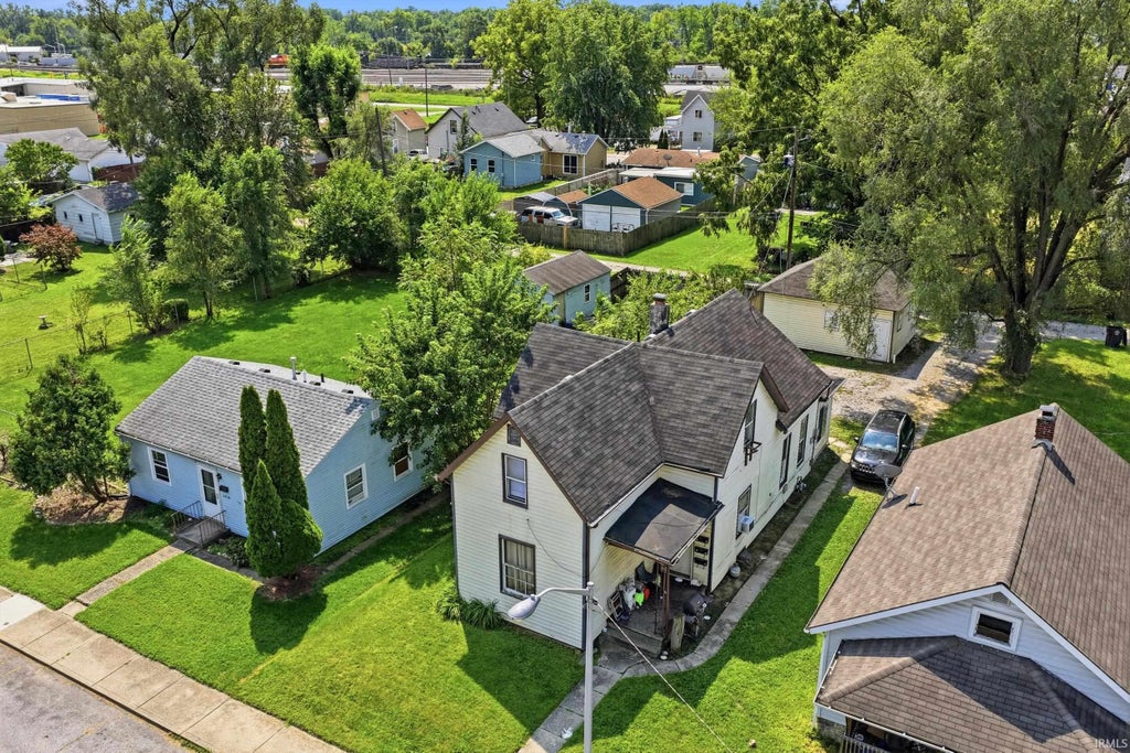 Photo of 2828 Raymond Street, Fort Wayne, IN 46803 (MLS # 202637059)