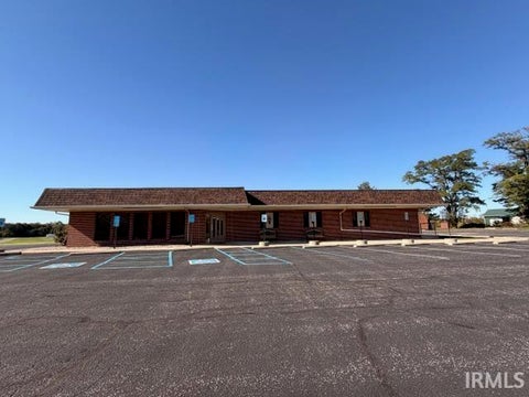 Tiny photo for 902 Manchester Avenue, Wabash, IN 46992 (MLS # 202644798)