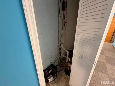Tiny photo for 902 Manchester Avenue, Wabash, IN 46992 (MLS # 202644798)