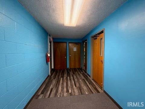 Tiny photo for 902 Manchester Avenue, Wabash, IN 46992 (MLS # 202644798)
