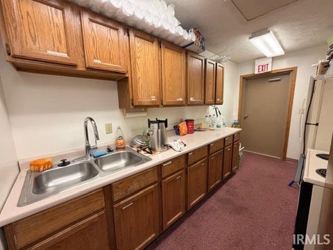 Tiny photo for 902 Manchester Avenue, Wabash, IN 46992 (MLS # 202644798)