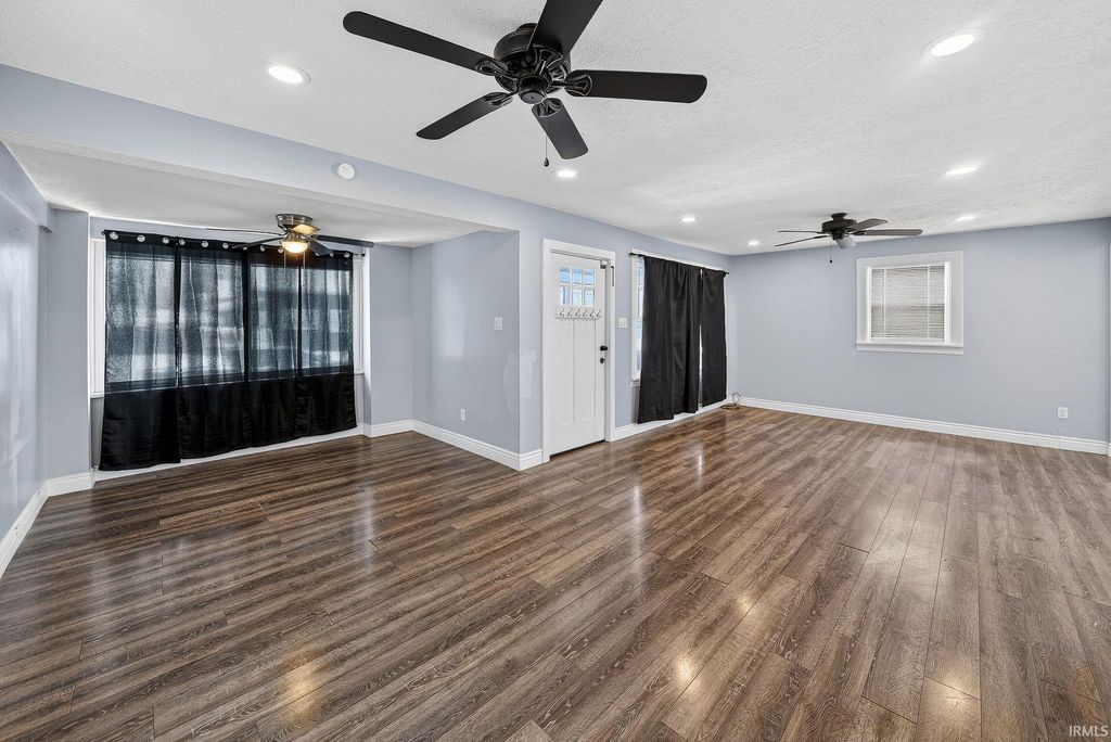 Photo of 505 N Vine Street, Elkhart, IN 46514 (MLS # 202602892)