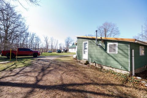 Tiny photo for 3174 High Street, Macy, IN 46951 (MLS # 202608687)