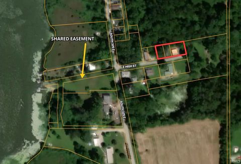 Tiny photo for 3174 High Street, Macy, IN 46951 (MLS # 202608687)