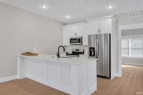 Tiny photo for 717 S Henderson Street #1, Bloomington, IN 47401 (MLS # 202612339)