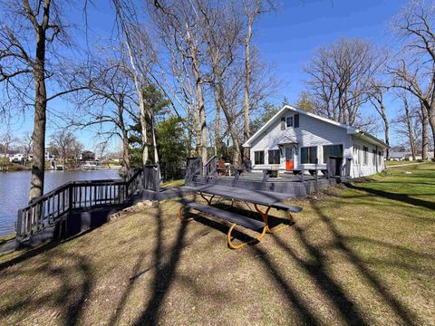 Tiny photo for 3484 N Shore Acres Court, Monticello, IN 47960 (MLS # 202611835)