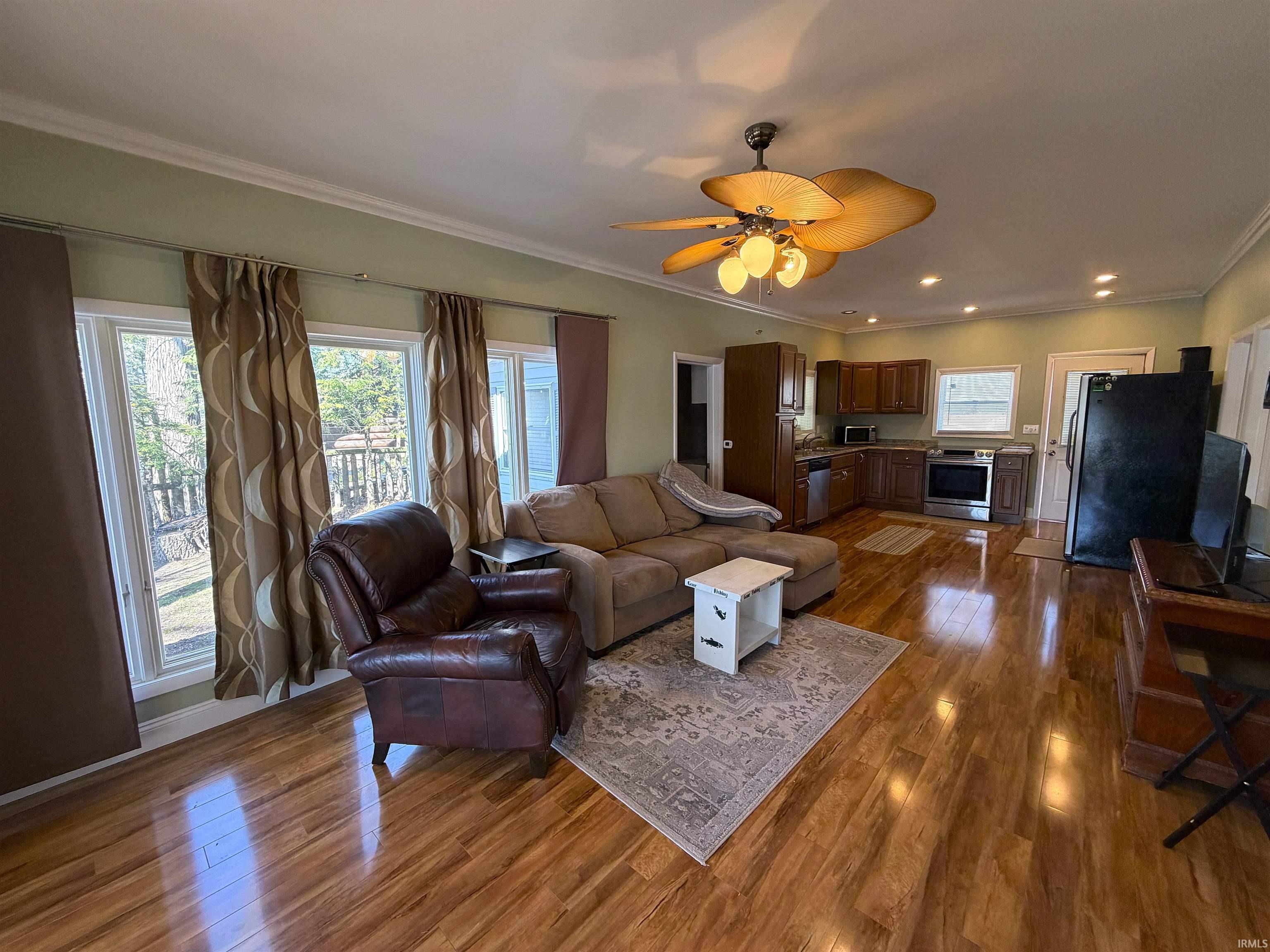 3484 N Shore Acres Court