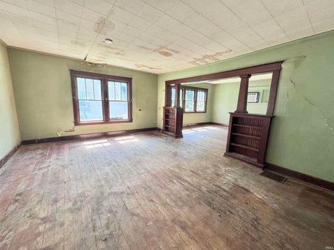 Tiny photo for 1207 S Washington Street, Kokomo, IN 46902 (MLS # 202635000)