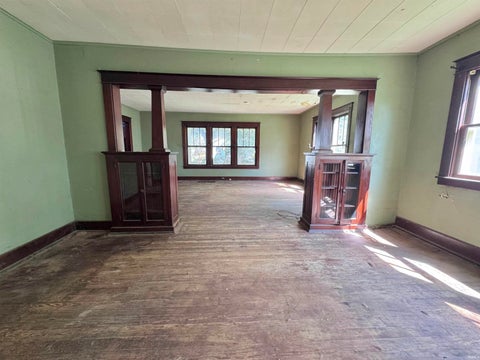 Tiny photo for 1207 S Washington Street, Kokomo, IN 46902 (MLS # 202635000)
