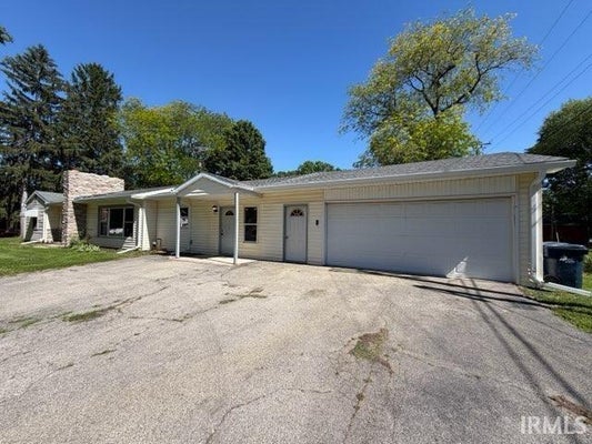 130 E BROAD ST, SPICELAND, IN 47385 - Image ea6f69c3ebfb4ba0274816c6f98e6302/1122018948