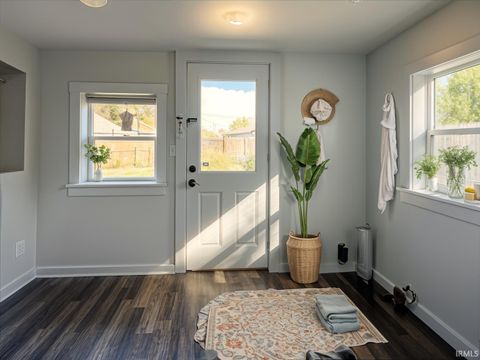 Tiny photo for 1038 S PURDUM Street, Kokomo, IN 46902 (MLS # 202542899)