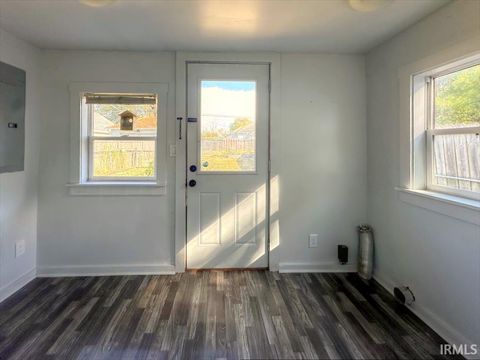 Tiny photo for 1038 S PURDUM Street, Kokomo, IN 46902 (MLS # 202542899)