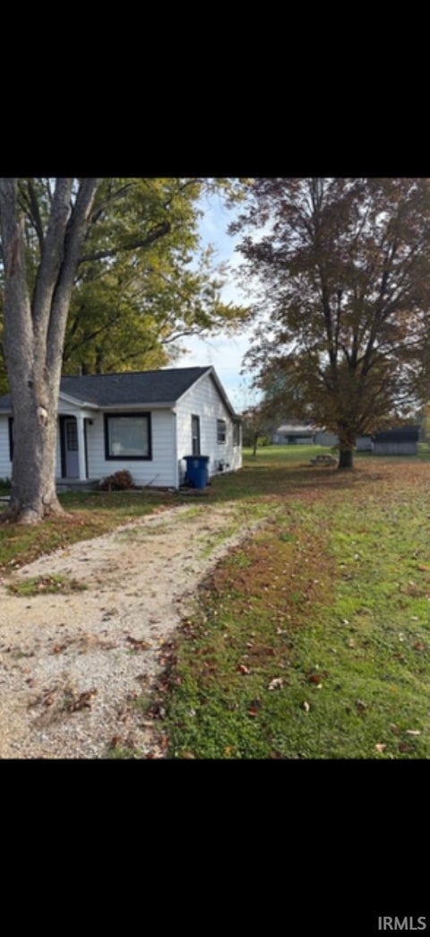 Tiny photo for 1132 N 8th Street, Mitchell, IN 47446 (MLS # 202644835)