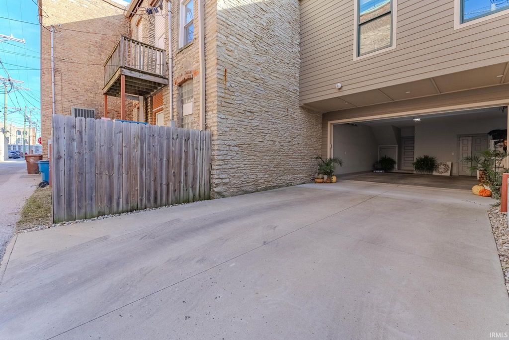 Photo of 76 W Canal Street, Wabash, IN 46992 (MLS # 202602315)