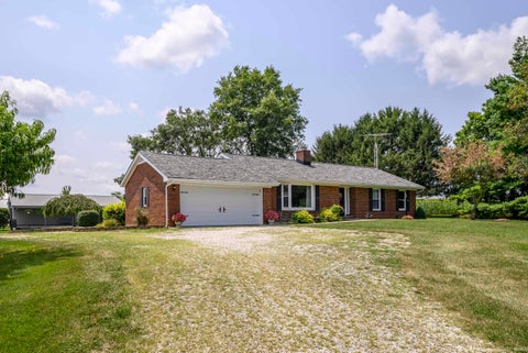 Tiny photo for 747 E Lewellen Road, Salem, IN 47167 (MLS # 202619574)