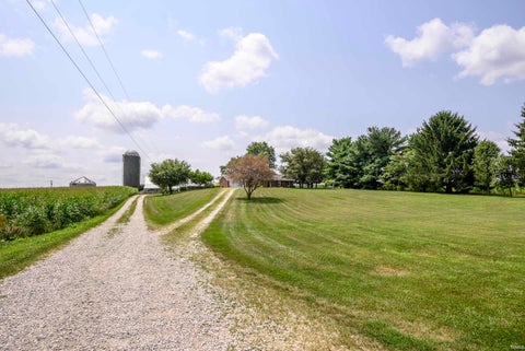 Tiny photo for 747 E Lewellen Road, Salem, IN 47167 (MLS # 202619574)