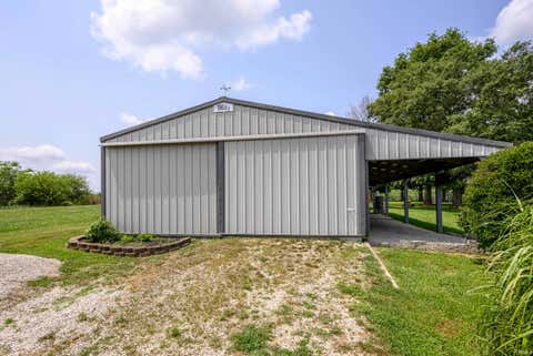 Tiny photo for 747 E Lewellen Road, Salem, IN 47167 (MLS # 202619574)