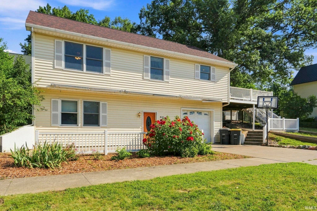 Photo of 510 W Rush Street, Kendallville, IN 46755 (MLS # 202631050)