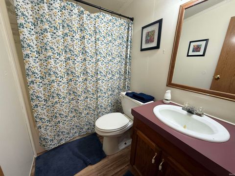 Tiny photo for 3401 W Delaware Road, Logansport, IN 46947 (MLS # 202625607)