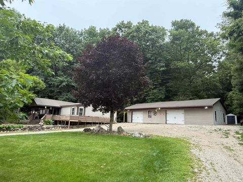Tiny photo for 3401 W Delaware Road, Logansport, IN 46947 (MLS # 202625607)