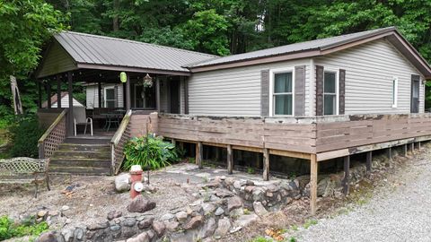 Tiny photo for 3401 W Delaware Road, Logansport, IN 46947 (MLS # 202625607)