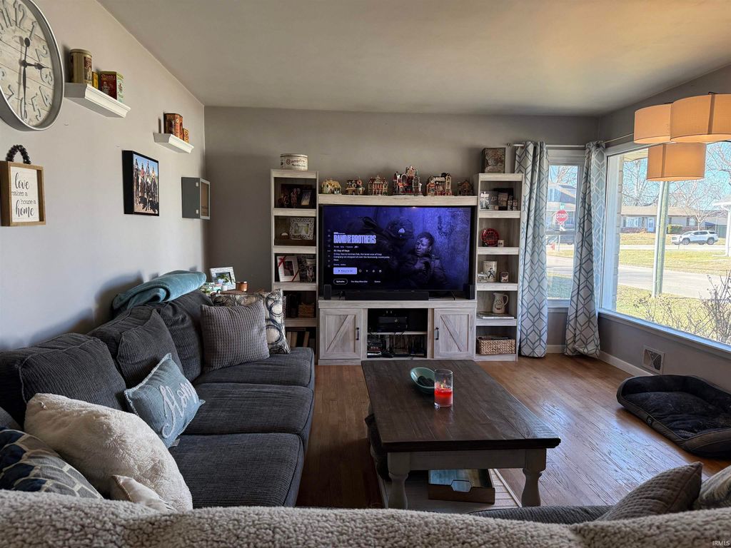 Photo of 812 24th Street St, Bedford, IN 47421 (MLS # 202602232)