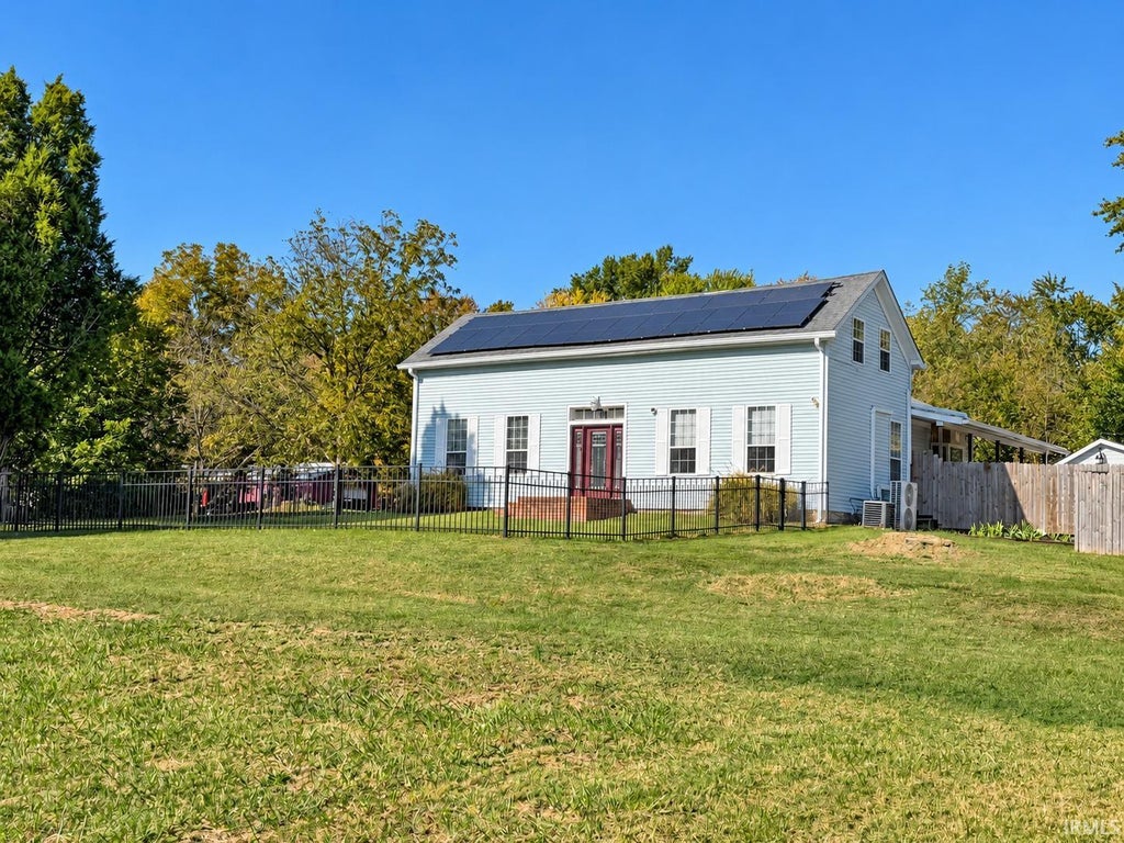 Photo of 3433 Montgomery Lane, Newburgh, IN 47630 (MLS # 202644731)