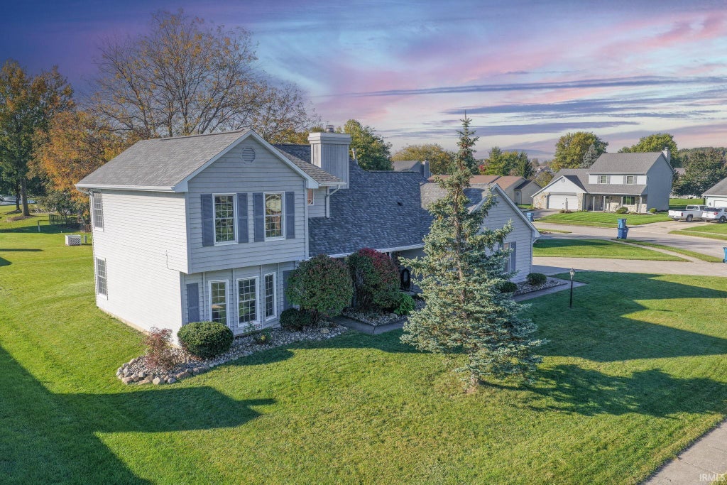 Photo of 9530 Sweetwater Court, New Haven, IN 46774 (MLS # 202644140)
