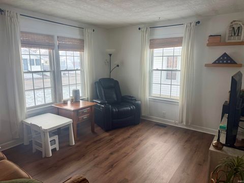 Tiny photo for 1520 S Courtland Avenue, Kokomo, IN 46902 (MLS # 202608924)