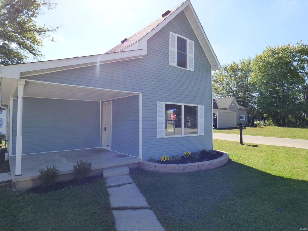 Photo of 707 Blinn Avenue, Frankfort, IN 46041 (MLS # 202539845)