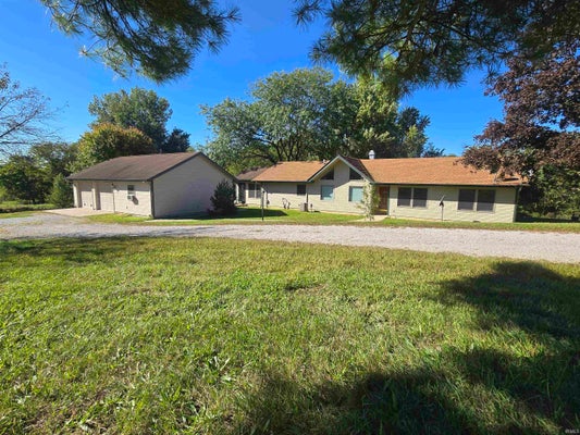 1809 W 100 S, ALBION, IN 46701 - Image eabc2f9d72fe302ca27f6b46676598b1/2480453433