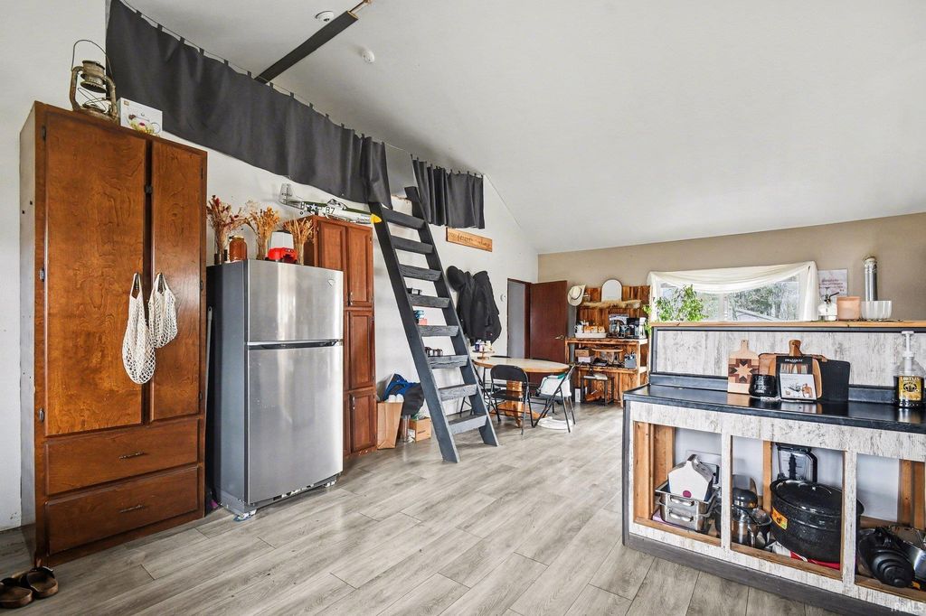 Photo of 10152 County Road 2, Middlebury, IN 46540 (MLS # 202606958)