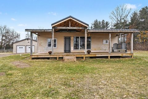 Tiny photo for 10152 County Road 2, Middlebury, IN 46540 (MLS # 202606958)