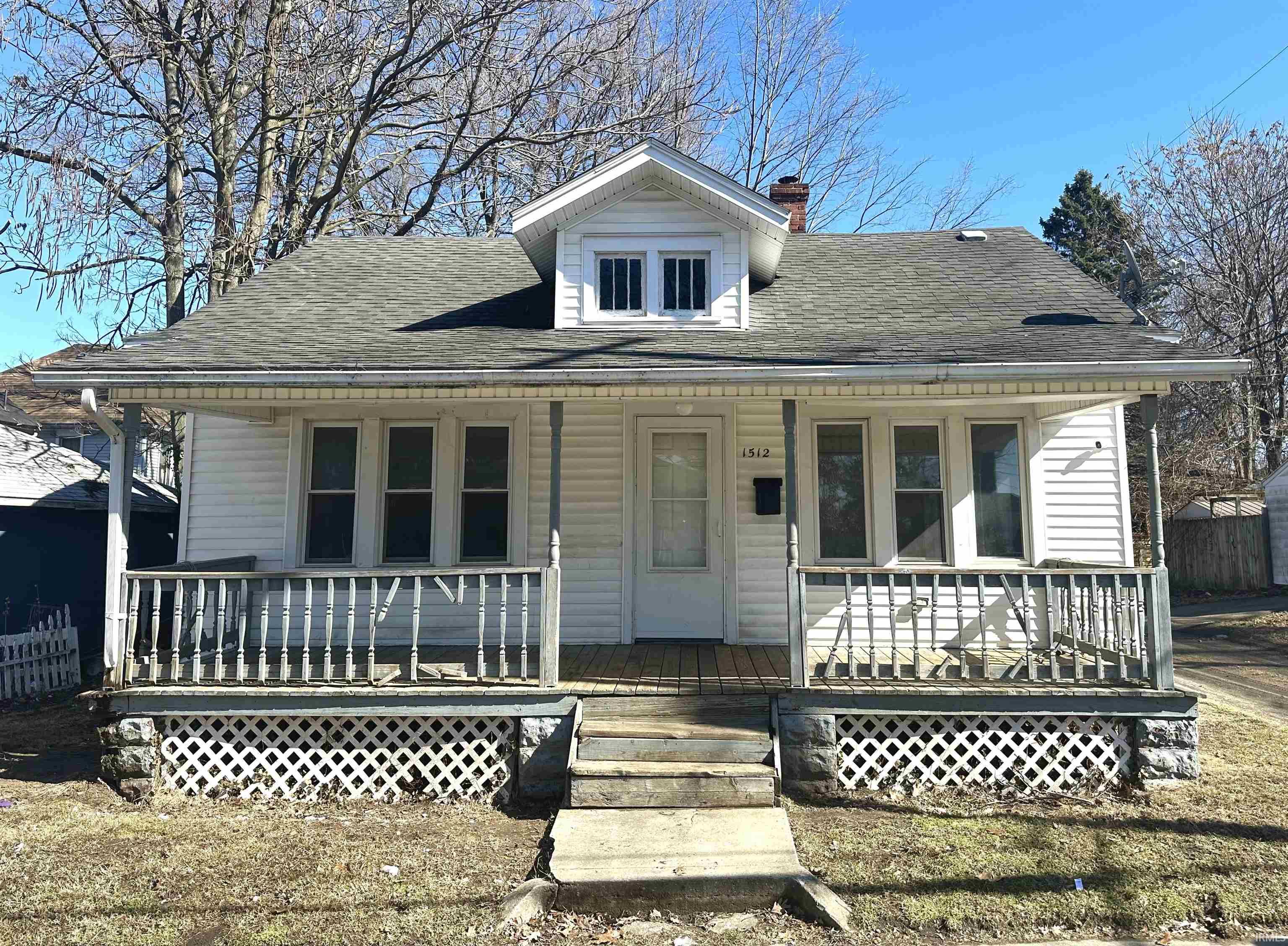 South Bend, Indiana 46613, United States, 2 Bedrooms Bedrooms, ,1 BathroomBathrooms,Residential,Pending,79694