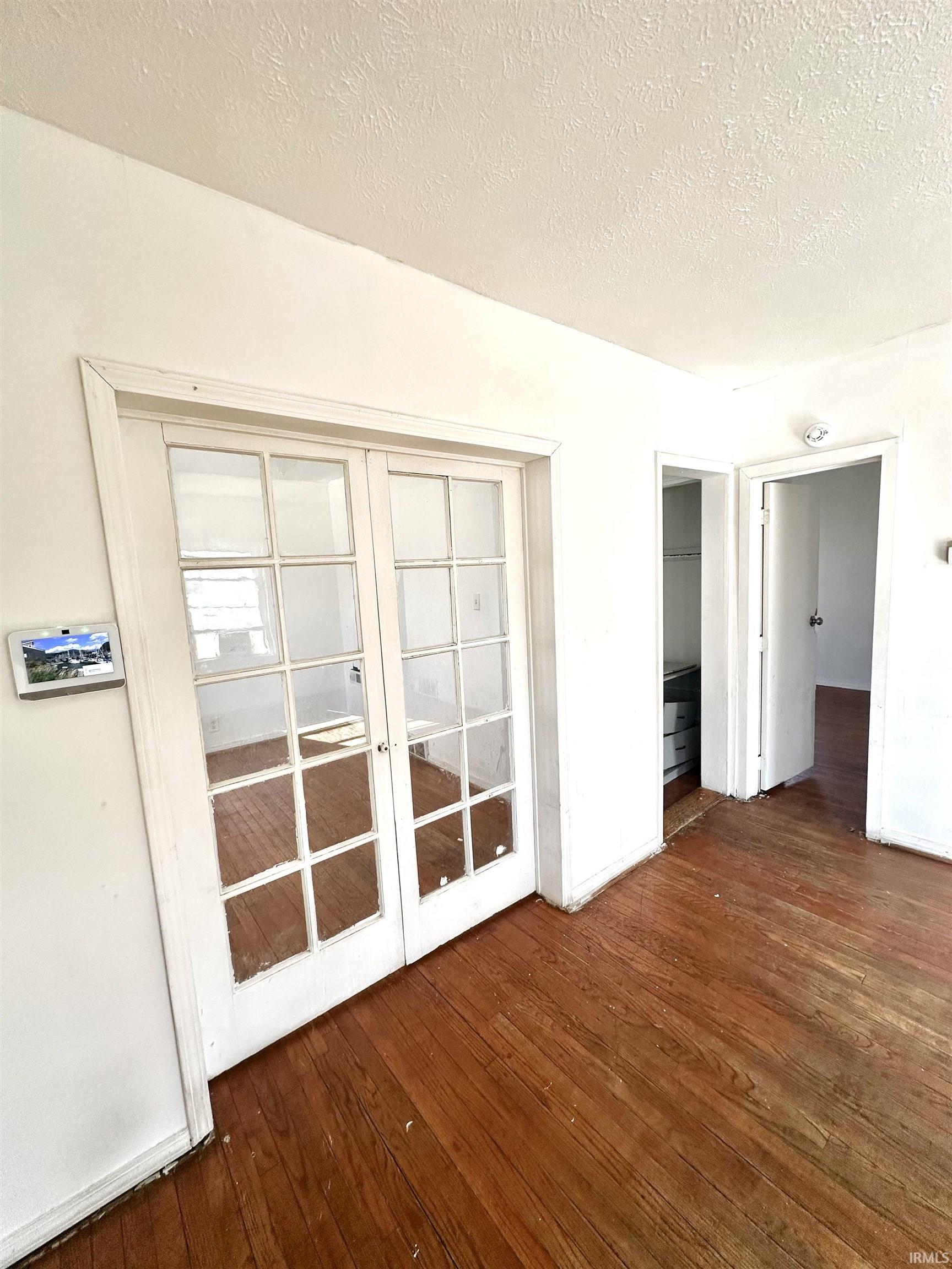 South Bend, Indiana 46613, United States, 2 Bedrooms Bedrooms, ,1 BathroomBathrooms,Residential,Pending,79694