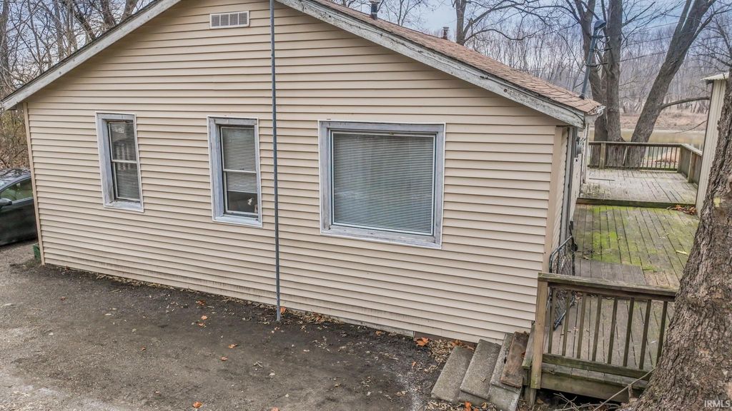 Photo of 4942 W 1200 S, Covington, IN 47932 (MLS # 202548954)