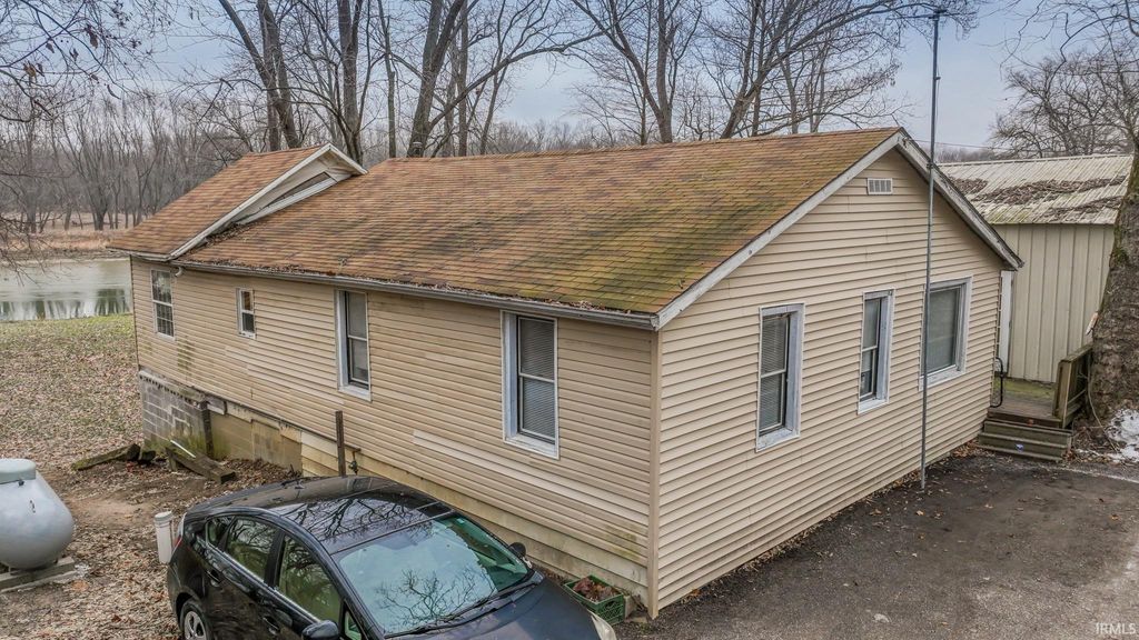 Photo of 4942 W 1200 S, Covington, IN 47932 (MLS # 202548954)