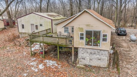 Photo of 4942 W 1200 S, Covington, IN 47932 (MLS # 202548954)