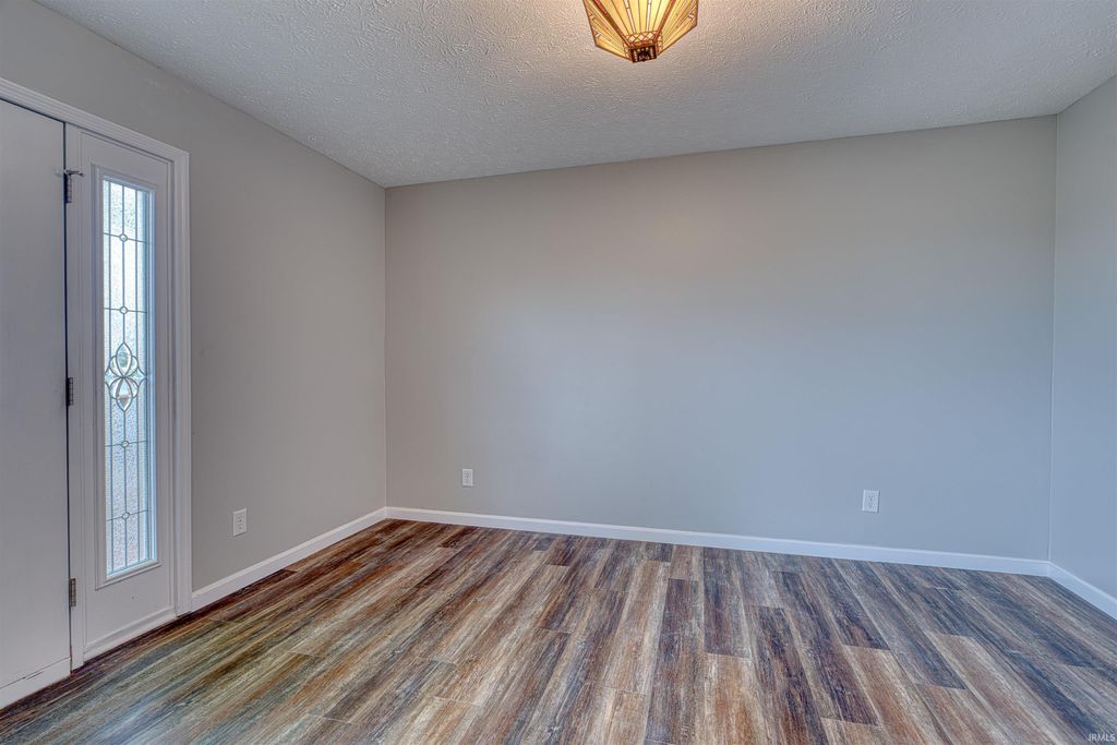 Photo of 2645 Oak Hill Road, Evansville, IN 47711 (MLS # 202617582)