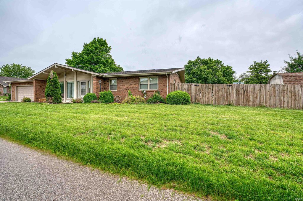 Photo of 8000 Maple Lane, Newburgh, IN 47630 (MLS # 202615365)