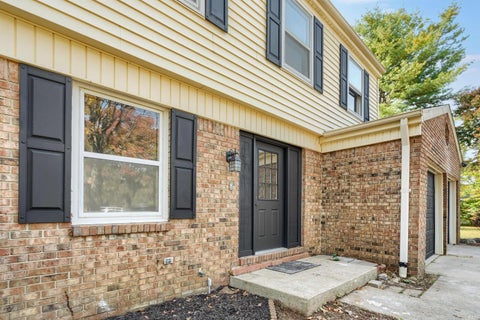 Tiny photo for 6207 Woodcliff Court, Kokomo, IN 46901 (MLS # 202644141)