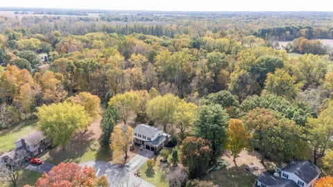 Tiny photo for 6207 Woodcliff Court, Kokomo, IN 46901 (MLS # 202644141)