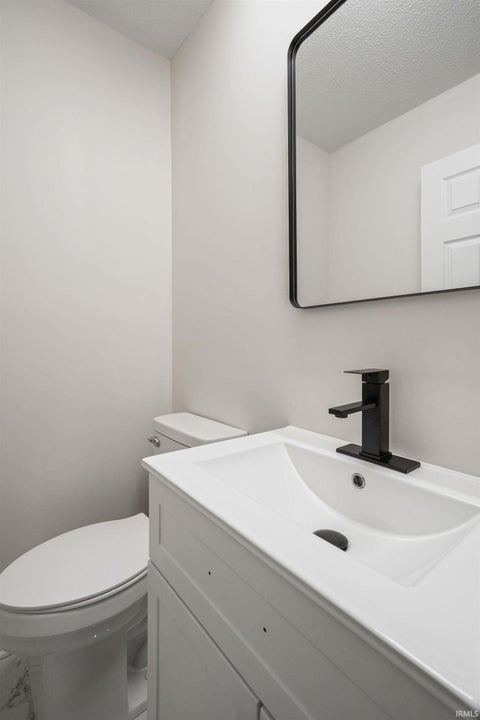 Tiny photo for 6207 Woodcliff Court, Kokomo, IN 46901 (MLS # 202644141)