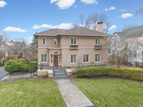 Photo of 701 Kossuth Street, Lafayette, IN 47905 (MLS # 202607934)