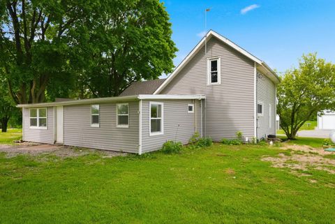 Tiny photo for 3540 S 275 E, Angola, IN 46703 (MLS # 202618712)