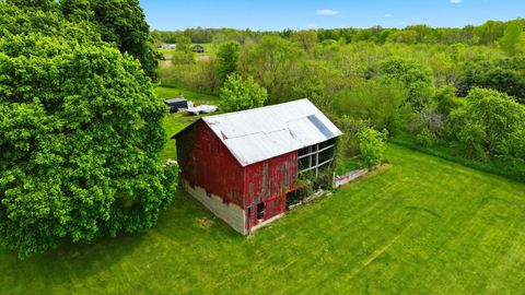 Tiny photo for 3540 S 275 E, Angola, IN 46703 (MLS # 202618712)