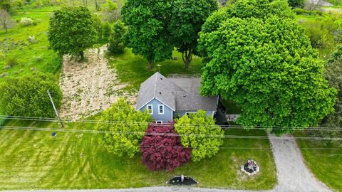 Tiny photo for 3540 S 275 E, Angola, IN 46703 (MLS # 202618712)